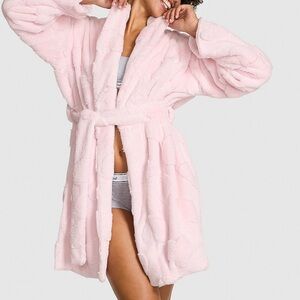Victoria’s Secret Women's Pink Plush Robe